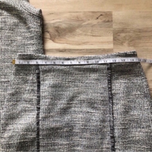 Banana Republic Top and Skirt Set - Picture 8 of 10